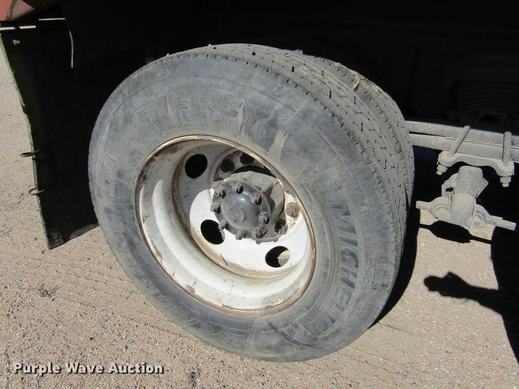 image for item DC8271 2001 Sterling LT7501 dump truck