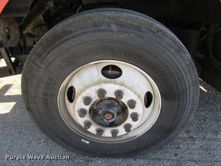 image for item DC8271 2001 Sterling LT7501 dump truck