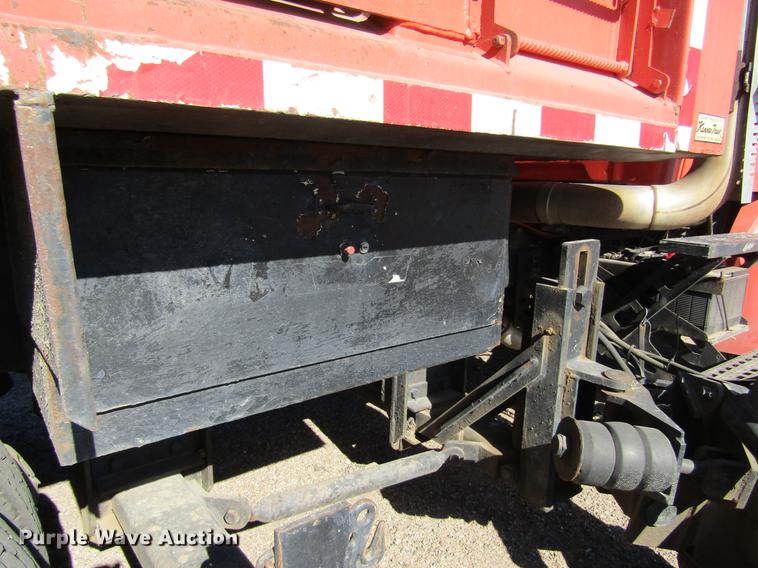 image for item DC8271 2001 Sterling LT7501 dump truck