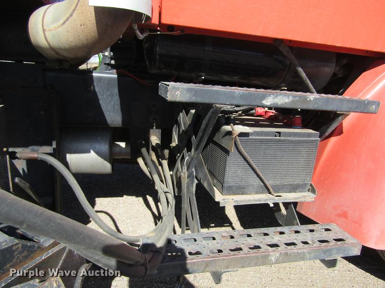 image for item DC8271 2001 Sterling LT7501 dump truck