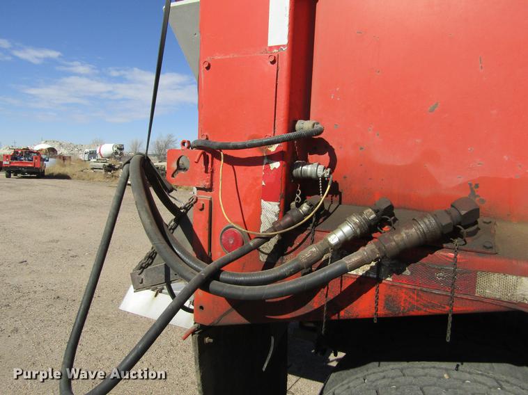 image for item DC8271 2001 Sterling LT7501 dump truck