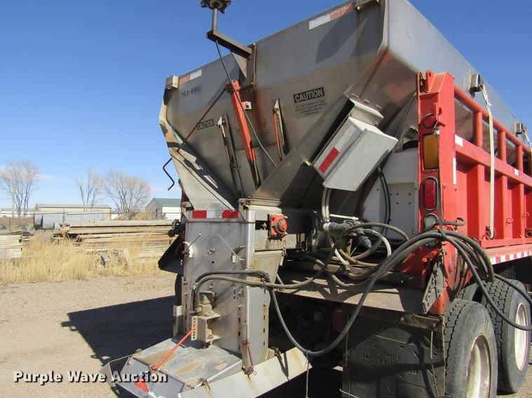 image for item DC8271 2001 Sterling LT7501 dump truck