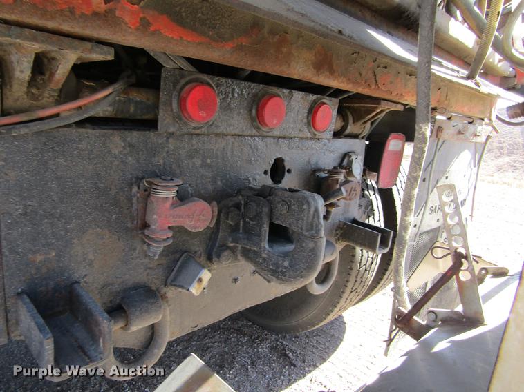 image for item DC8271 2001 Sterling LT7501 dump truck