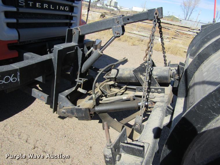 image for item DC8271 2001 Sterling LT7501 dump truck