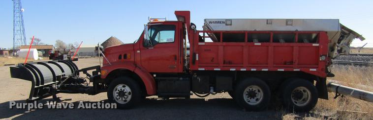 image for item DC8272 2001 Sterling LT7501 dump truck