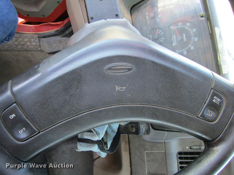 image for item DC8272 2001 Sterling LT7501 dump truck