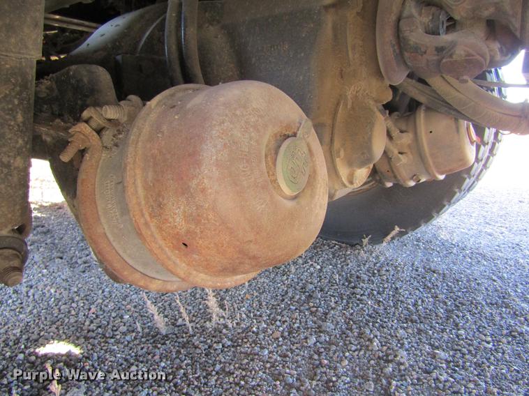 image for item DC8272 2001 Sterling LT7501 dump truck