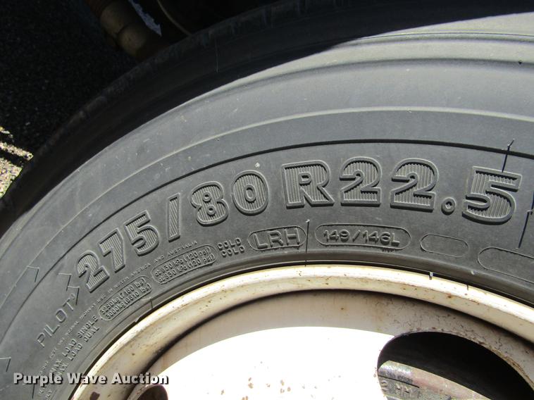 image for item DC8272 2001 Sterling LT7501 dump truck