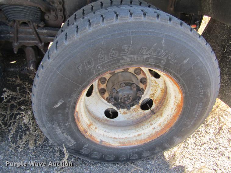 image for item DC8272 2001 Sterling LT7501 dump truck