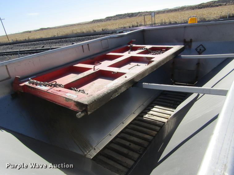 image for item DC8272 2001 Sterling LT7501 dump truck