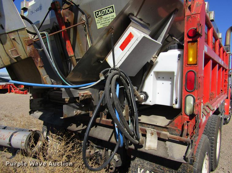 image for item DC8272 2001 Sterling LT7501 dump truck