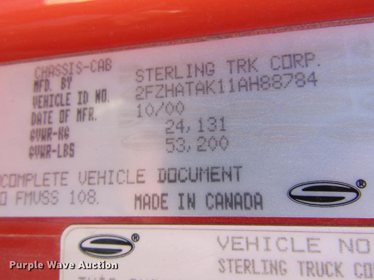 image for item DC8272 2001 Sterling LT7501 dump truck