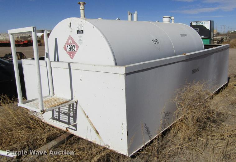 image for item DC8274 1992 Gilbarco fuel tank