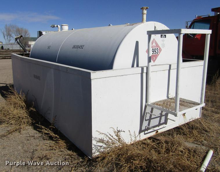 image for item DC8274 1992 Gilbarco fuel tank