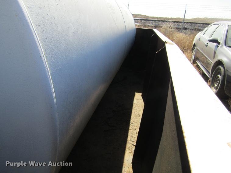 image for item DC8274 1992 Gilbarco fuel tank