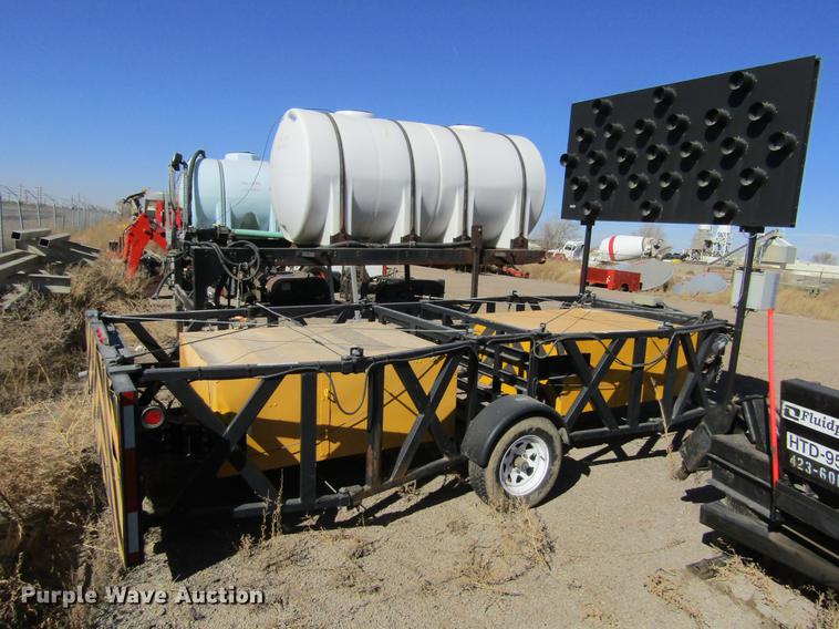 image for item DC8278 2006 Enabs Safe-Stop TMA9000 crash attenuator with arrow board