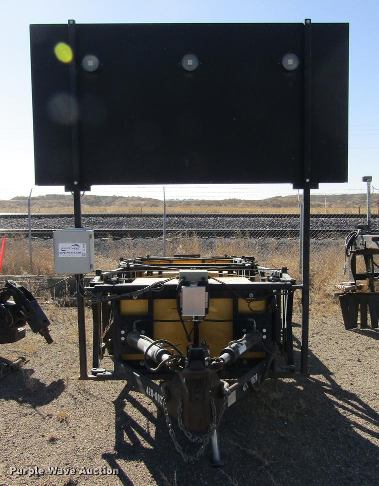 image for item DC8278 2006 Enabs Safe-Stop TMA9000 crash attenuator with arrow board