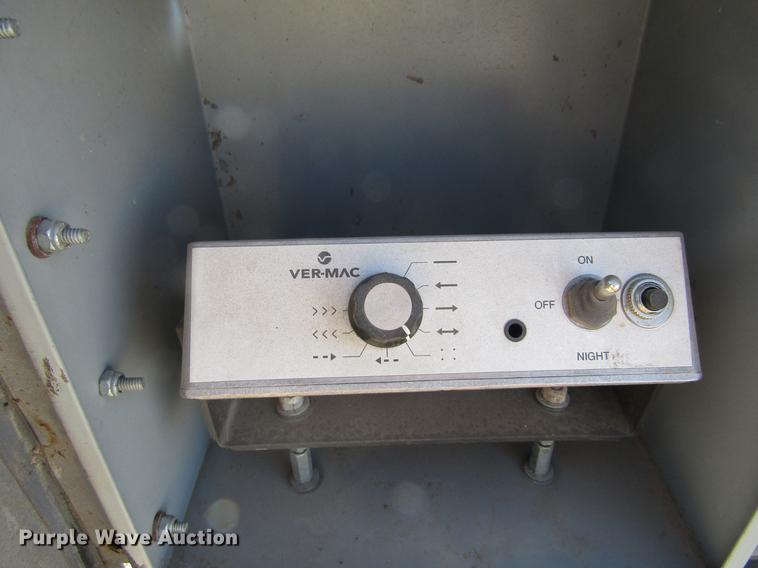 image for item DC8278 2006 Enabs Safe-Stop TMA9000 crash attenuator with arrow board