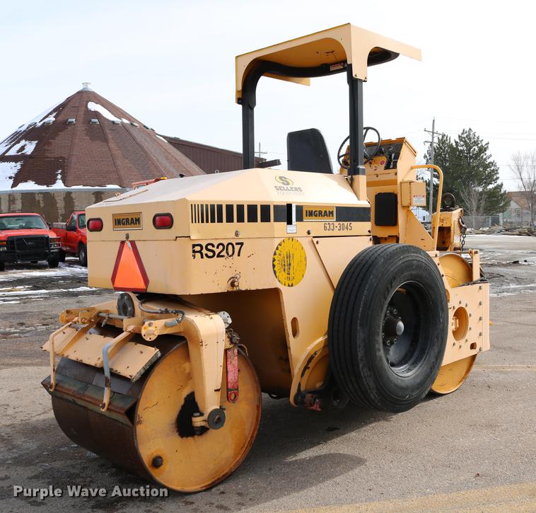 image for item DD8666 2006 Ingram RS207 double drum roller