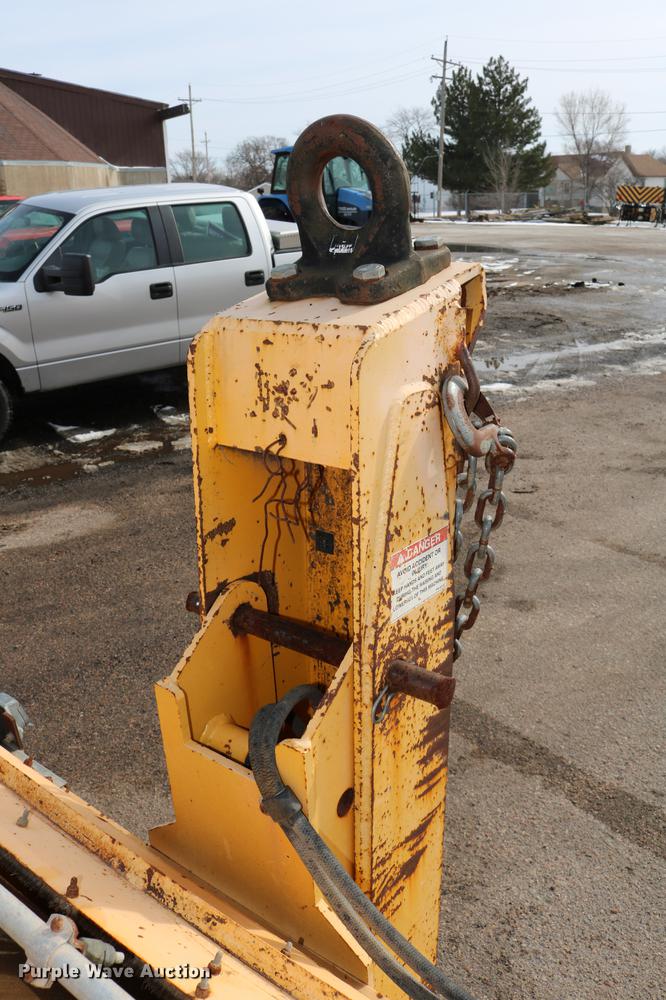 image for item DD8666 2006 Ingram RS207 double drum roller