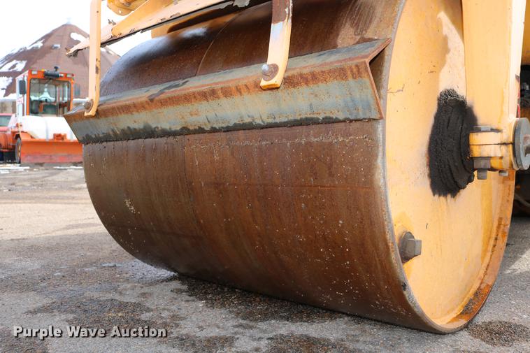 image for item DD8666 2006 Ingram RS207 double drum roller