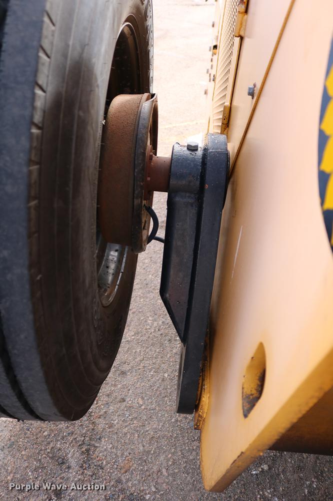 image for item DD8666 2006 Ingram RS207 double drum roller