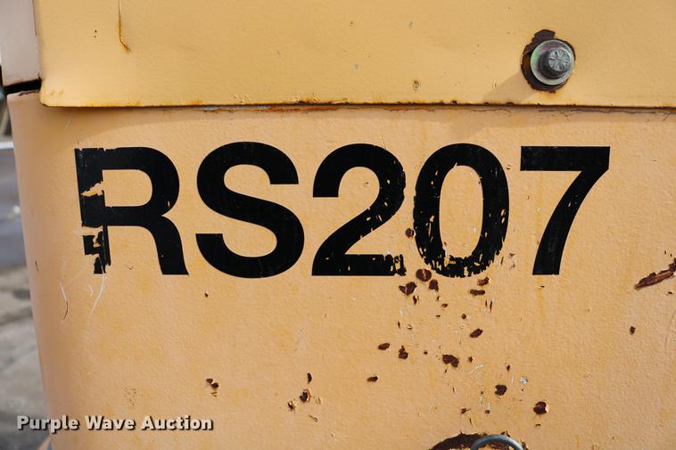 image for item DD8666 2006 Ingram RS207 double drum roller