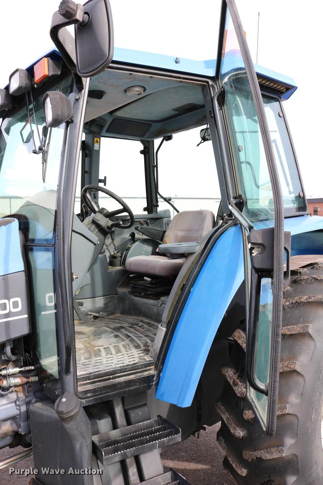 image for item DD8667 2001 New Holland TS100 tractor