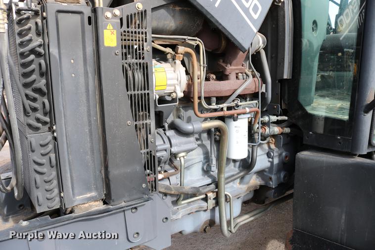 image for item DD8667 2001 New Holland TS100 tractor