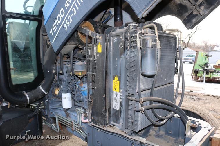 image for item DD8667 2001 New Holland TS100 tractor