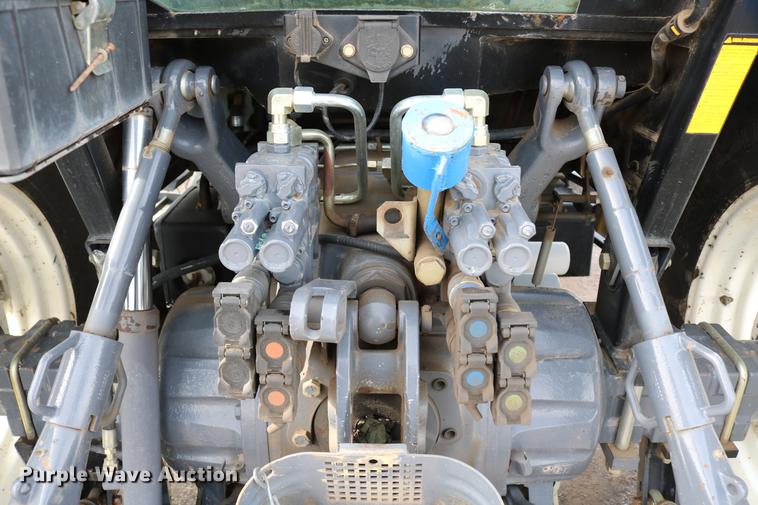 image for item DD8667 2001 New Holland TS100 tractor