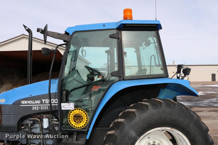 image for item DD8667 2001 New Holland TS100 tractor