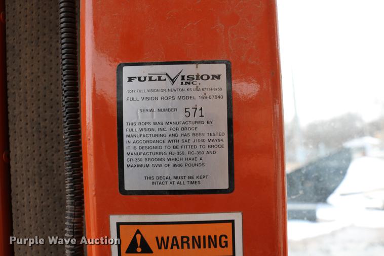 image for item DD8668 2004 Broce RJ350 broom