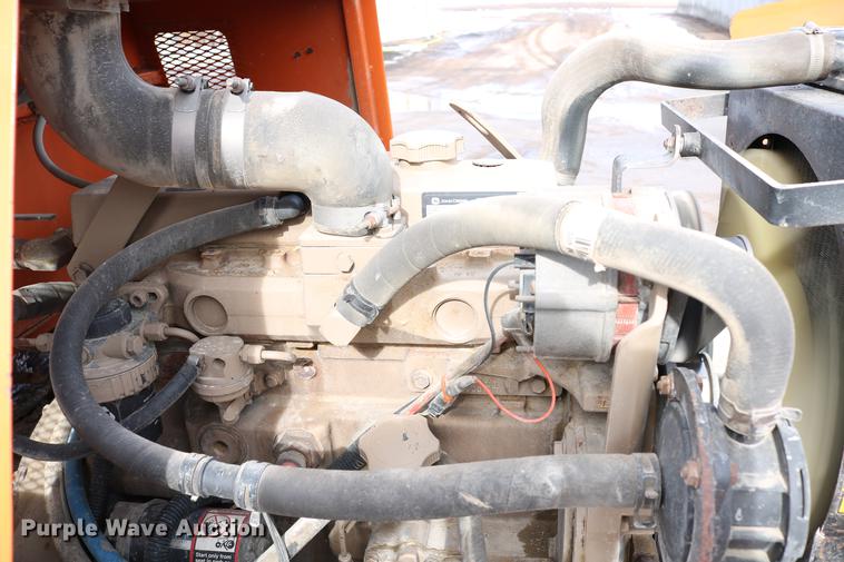 image for item DD8668 2004 Broce RJ350 broom