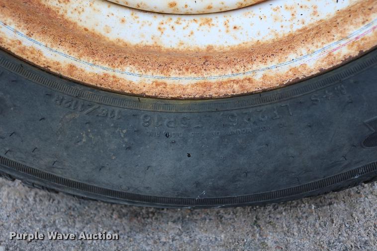 image for item DD8668 2004 Broce RJ350 broom