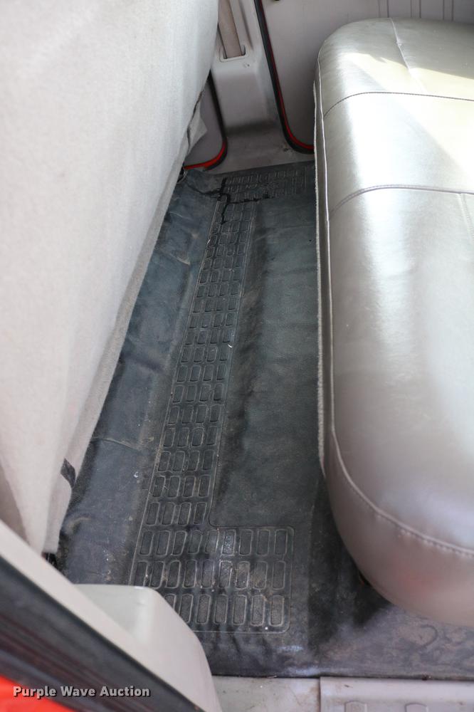 image for item DD8669 2008 Ford F250 Super Duty utility bed pickup truck