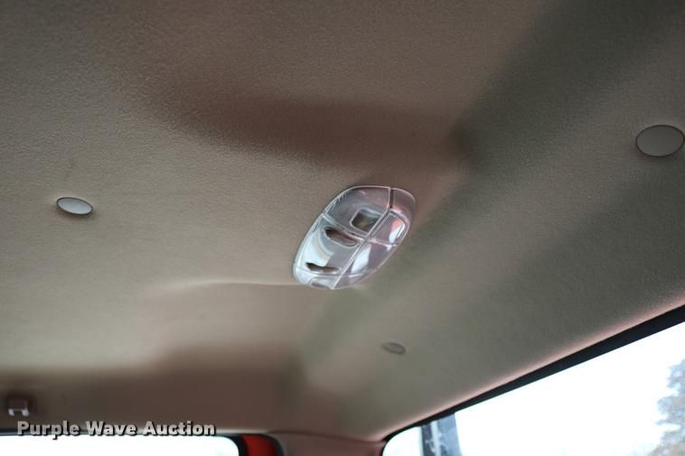 image for item DD8669 2008 Ford F250 Super Duty utility bed pickup truck