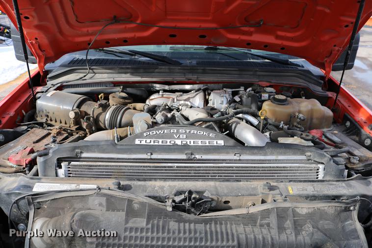 image for item DD8669 2008 Ford F250 Super Duty utility bed pickup truck