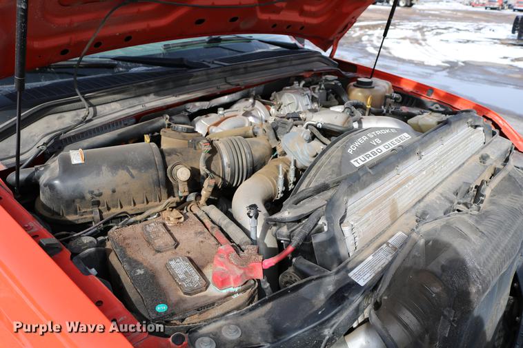 image for item DD8669 2008 Ford F250 Super Duty utility bed pickup truck