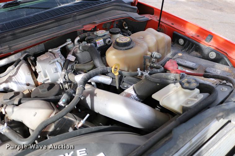 image for item DD8669 2008 Ford F250 Super Duty utility bed pickup truck