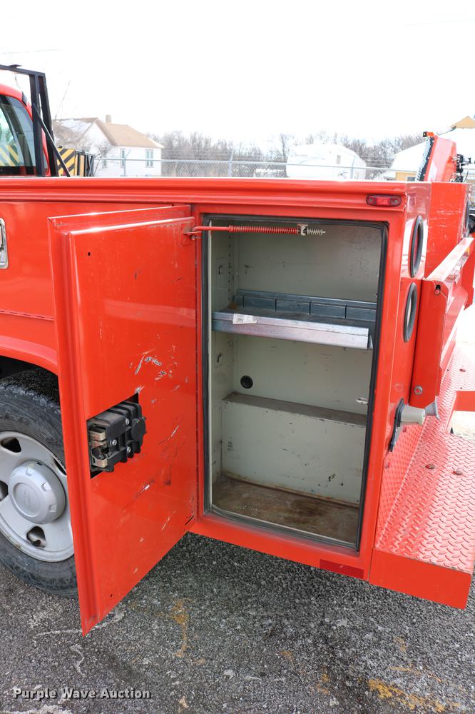 image for item DD8669 2008 Ford F250 Super Duty utility bed pickup truck