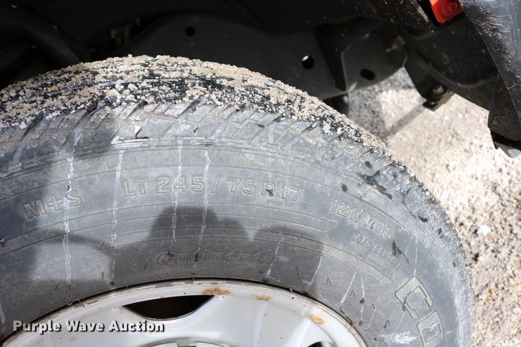 image for item DD8669 2008 Ford F250 Super Duty utility bed pickup truck