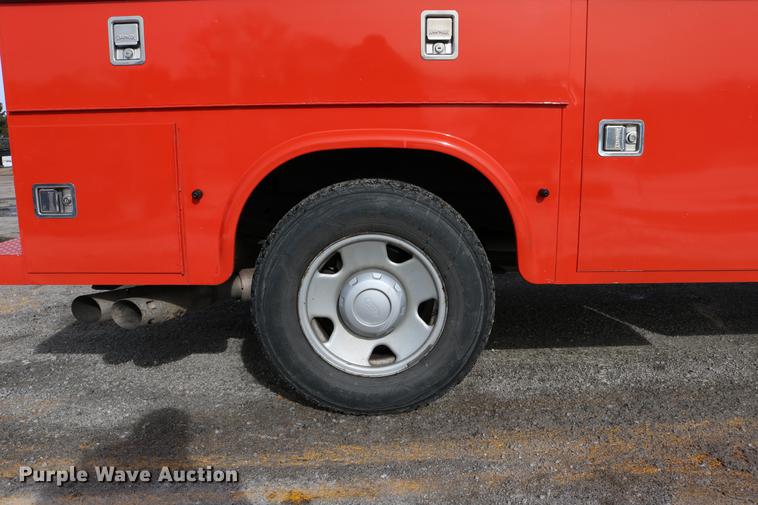 image for item DD8669 2008 Ford F250 Super Duty utility bed pickup truck