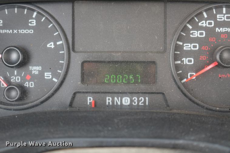 image for item DD8671 2006 Ford F250 Super Duty pickup truck