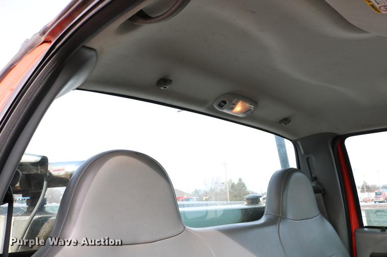 image for item DD8671 2006 Ford F250 Super Duty pickup truck