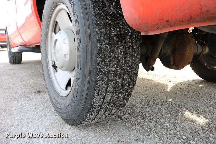 image for item DD8671 2006 Ford F250 Super Duty pickup truck