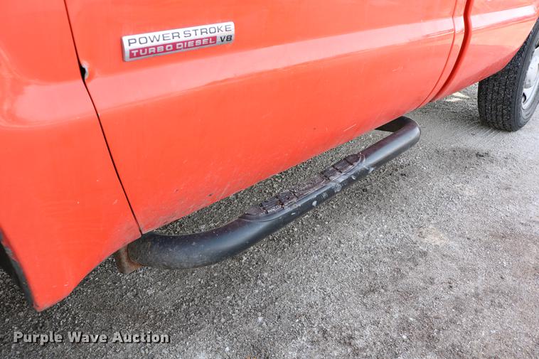 image for item DD8671 2006 Ford F250 Super Duty pickup truck