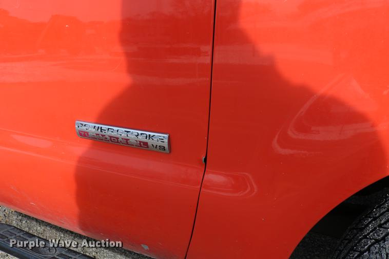 image for item DD8671 2006 Ford F250 Super Duty pickup truck