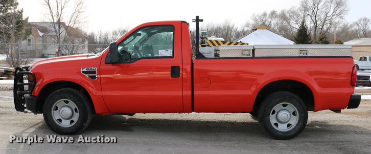 image for item DD8672 2008 Ford F250 Super Duty pickup truck