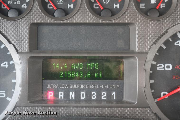 image for item DD8672 2008 Ford F250 Super Duty pickup truck